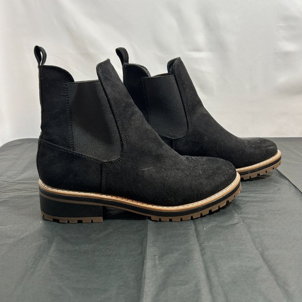 Kensie Khai lug sole Chelsea black faux suede boots 8.5M - worn once - Picture 3 of 8